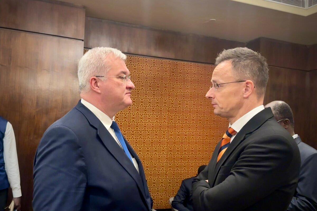 Міністри закордонних справ України та Угорщини домовилися провести зустріч найближчим часом/Фото: Андрій Сибіга Міністри закордонних справ України та Угорщини домовилися провести зустріч найближчим часом