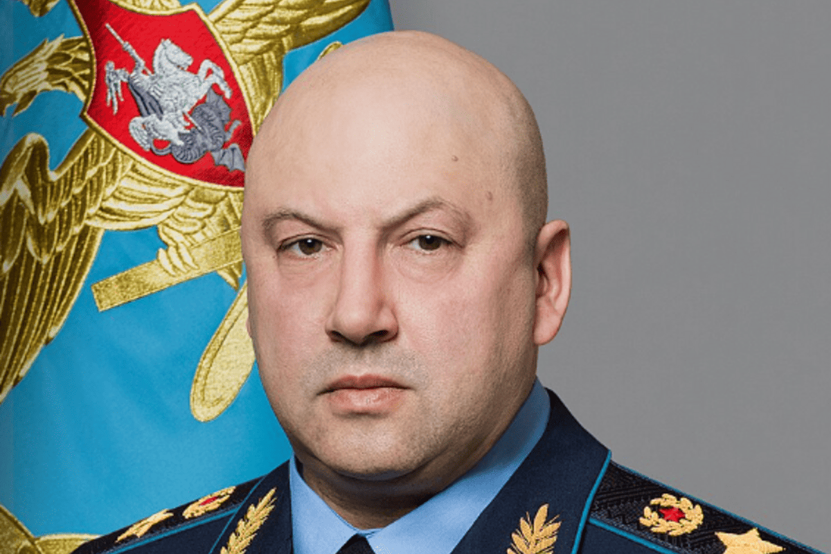 генерал Суровикин собирался применить ядерное оружие