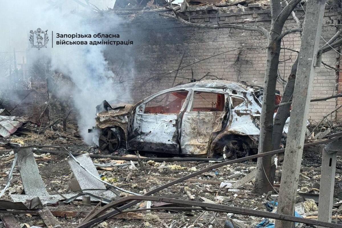 Враг сбросил пять бомб на Запорожскую область