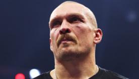 Getty Images/Global Images Ukraine. Олександр Усик Британський промоутер закликав Усика піти на пенсію й обґрунтував це