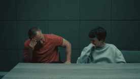 Илон Маск сделал расистское заявление относительно сериала "Юность": создатель шоу ответил миллиардеру/Кадр из сериала "Юность", 2025/Netflix Илон Маск сделал расистское заявление относительно сериала "Юность": создатель шоу ответил миллиардеру
