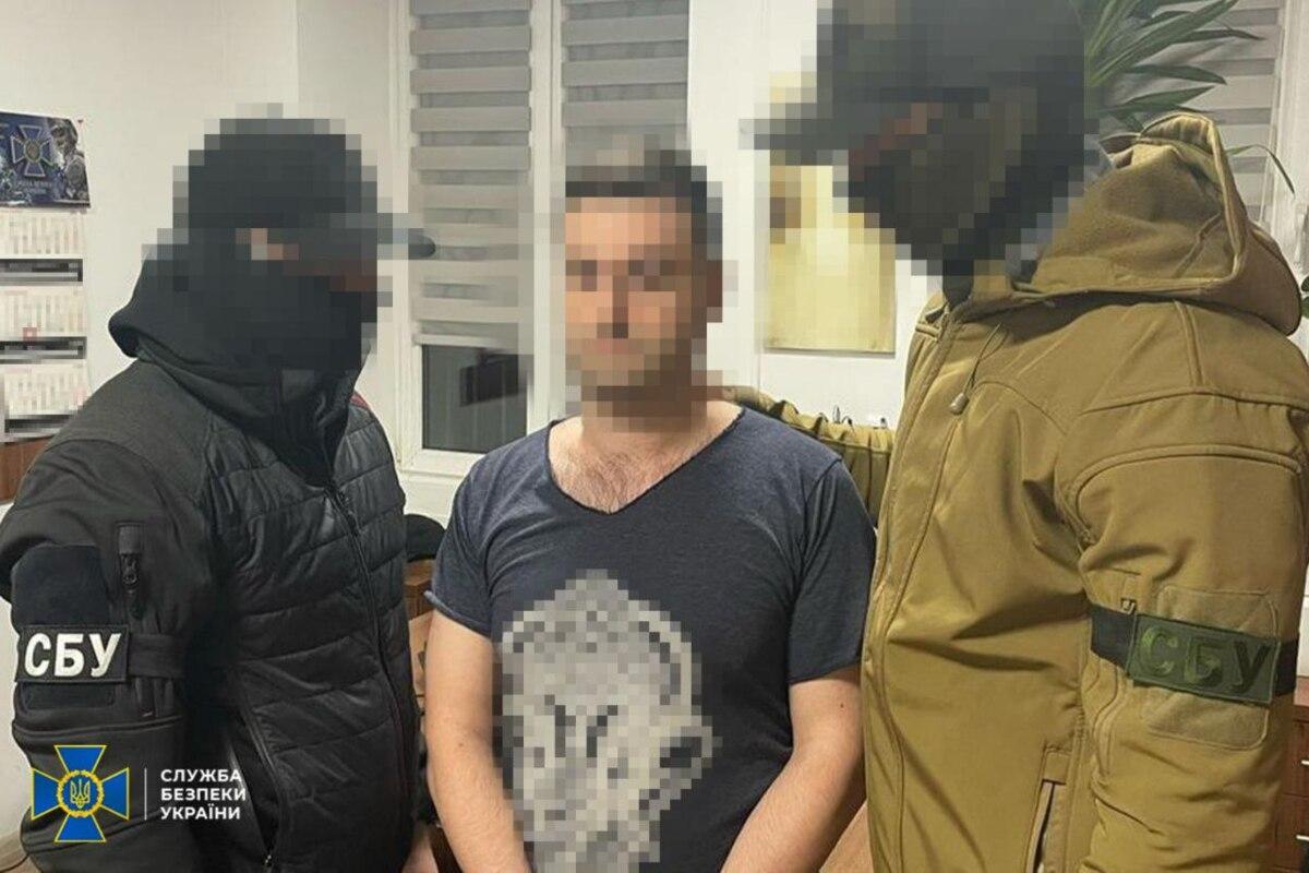З Польщі екстрадували кремлівського "політичного експерта", соратника медведчука