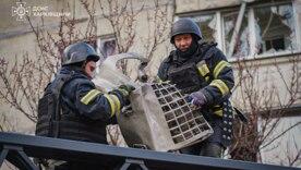 Наслідки атаки Харкова 3 квітня/Фото: ДСНС Наслідки атаки Харкова 3 квітня/Фото: ДСНС