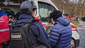 Наслідки атаки Харкова 3 квітня/Фото: ДСНС Наслідки атаки Харкова 3 квітня/Фото: ДСНС