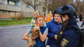 Наслідки атаки Харкова 3 квітня/Фото: ДСНС Наслідки атаки Харкова 3 квітня/Фото: ДСНС