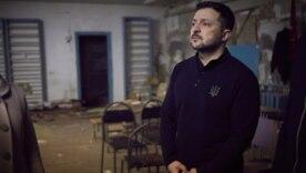 Зеленський відвідав школу у селі Ягідне, де росіяни тримали майже місяць усіх жителів Зеленський відвідав школу у селі Ягідне, де росіяни тримали майже місяць усіх жителів