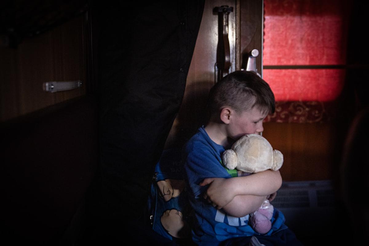 На подконтрольную Украине территорию вернули еще одного ребенка/Фото: Getty Images На подконтрольную Украине территорию вернули еще одного ребенка