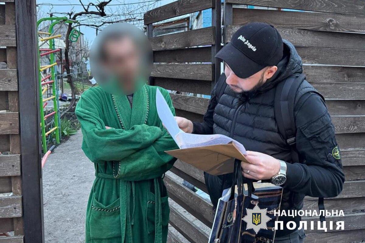 Наживалися на похованні захисників: у Кривому Розі викрили групу ритуальних монополістів