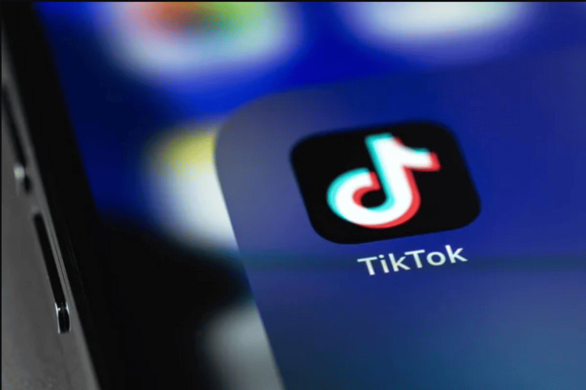 Китай изменил свою позицию и отказывается продавать TikTok США: причины