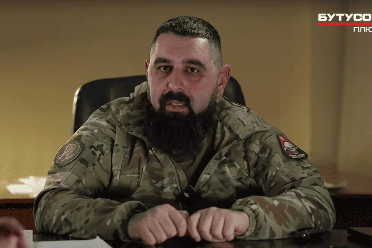 Командир 47 ОМБр збирає кошти на приїзд бійців з Колумбії/Фото: кадр з відео Юрія Бутусова В 47 ОМБр розповіли, як колумбійська штурмова рота воює проти росіян на Курщині