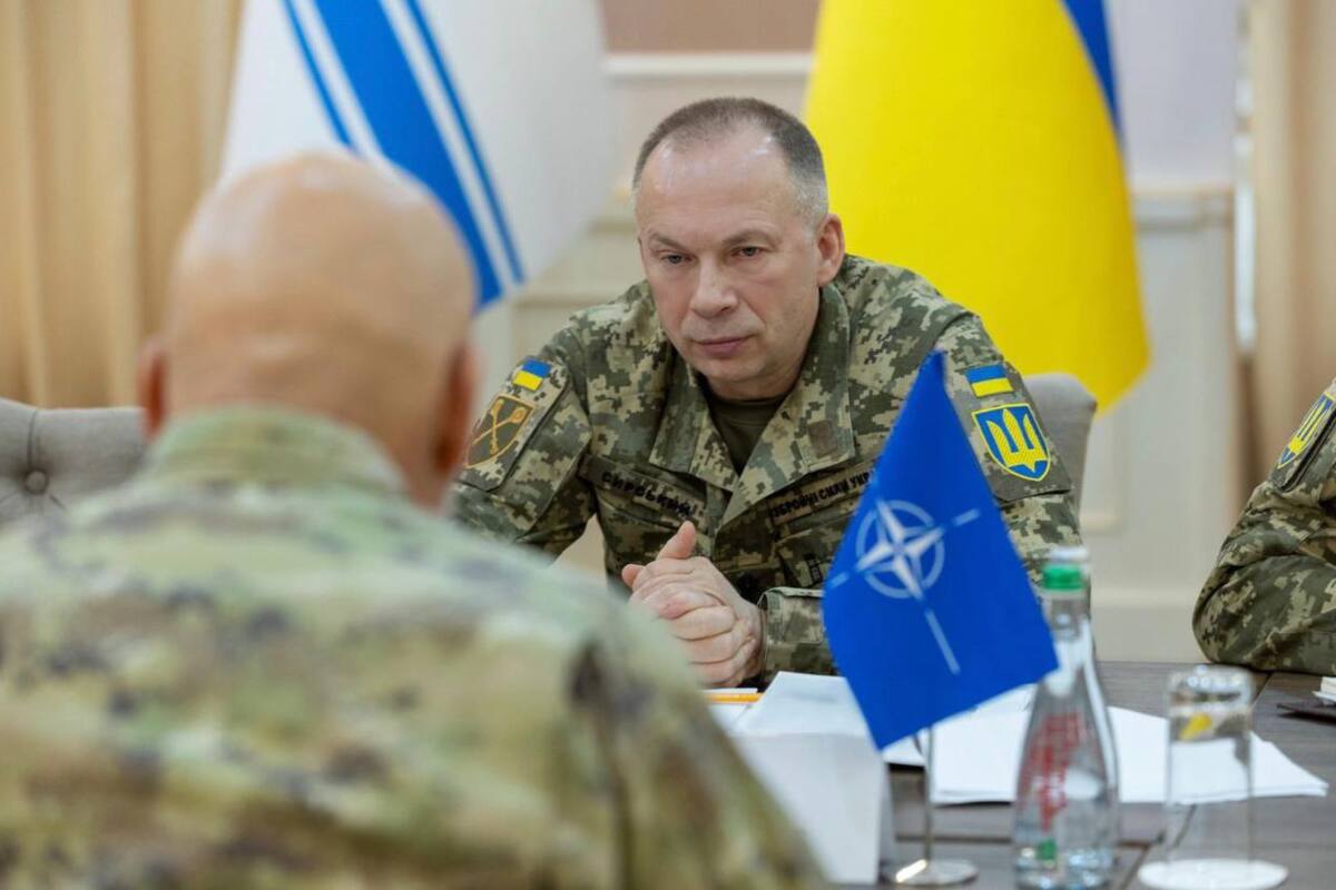 "Наступ на Суми – акція клікбейт-л*х на сьогодні запущена": головне з інтерв'ю Сирського