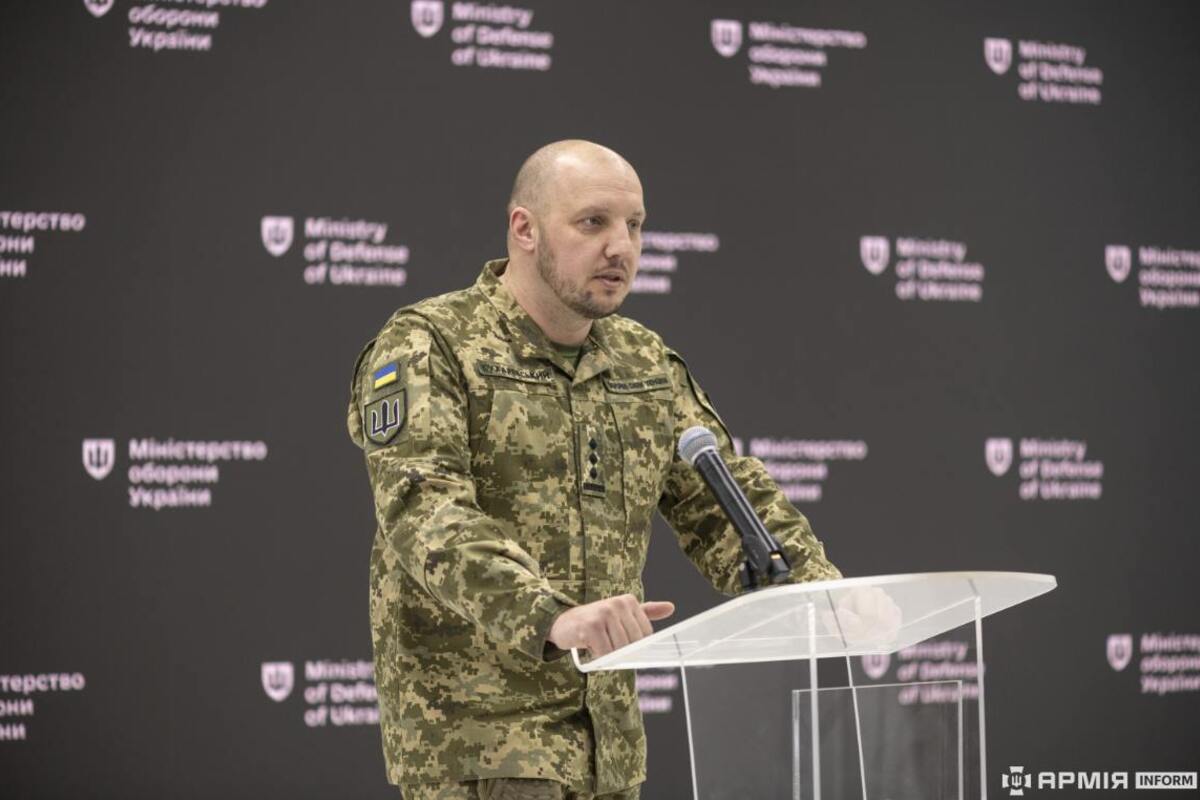 В Генштабе опровергли информацию о переводе командующего СБС ВСУ Сухаревского на другую должность В Генштабе опровергли информацию о переводе командующего СБС ВСУ Сухаревского на другую должность