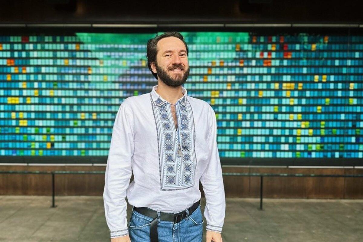 Слава Жила раскрыл, как искусство спасает души украинцев / Фото: instagram.com/slavazhyla Украинский театр оживает несмотря на войну: аншлаги после месяцев шока