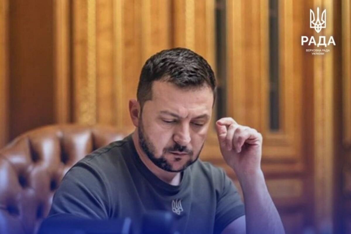 Обидва підписані сьогодні закони є важливими кроками у зміцненні обороноздатності України та підвищенні рівня готовності суспільства до можливих загроз Обидва підписані сьогодні закони є важливими кроками у зміцненні обороноздатності України та підвищенні рівня готовності суспільства до можливих загроз