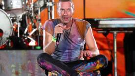 Лидер группы Coldplay на концерте в Сеуле / Фото из соцсетей Фаны в шоке от обращения Лидер группы Coldplay к слушателю из рФ