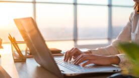 Секретна функція Microsoft: чи стежить Recall за кожним вашим кроком/Фото: istock Секретна функція Microsoft: чи стежить Recall за кожним вашим кроком