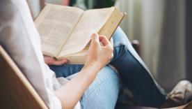 Вы должны прочитать эти 10 книг, если хотите зарабатывать миллионы / Фото: Freepik Вы должны прочитать эти 10 книг, если хотите зарабатывать миллионы