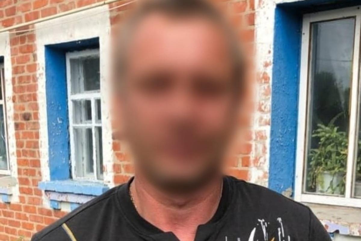 Жорстокість за зачиненими дверима: 50-річний чоловік зґвалтував дитину співмешканки