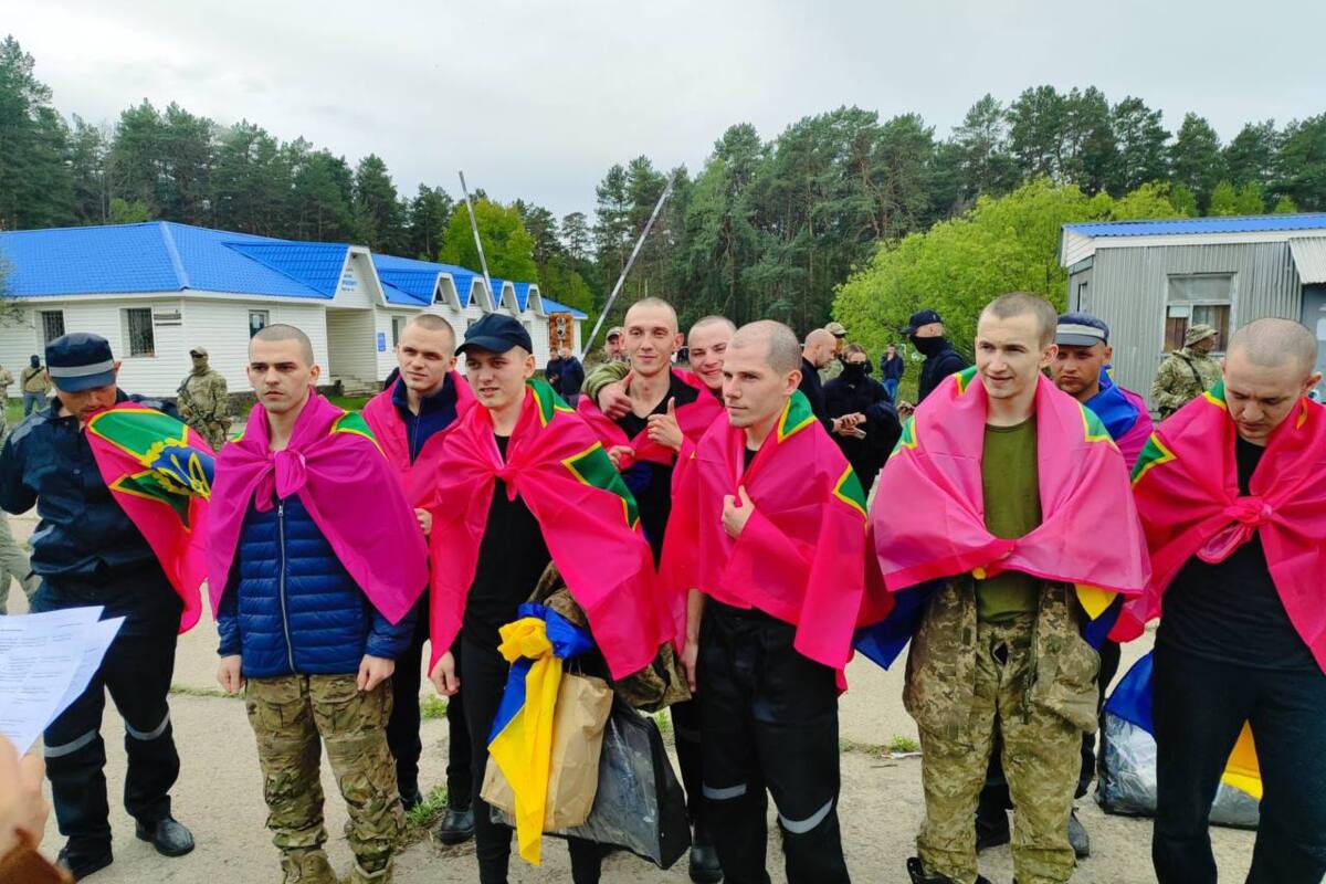 У мережі зросло обурення після обміну полоненими. В Україну повернули зрадника з Чонгара (деталі)