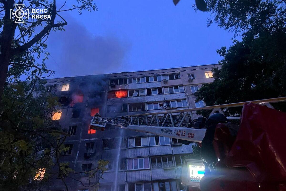 142 дрони, 4 ракети... росія вбиває сім'ї, нищить дитинство