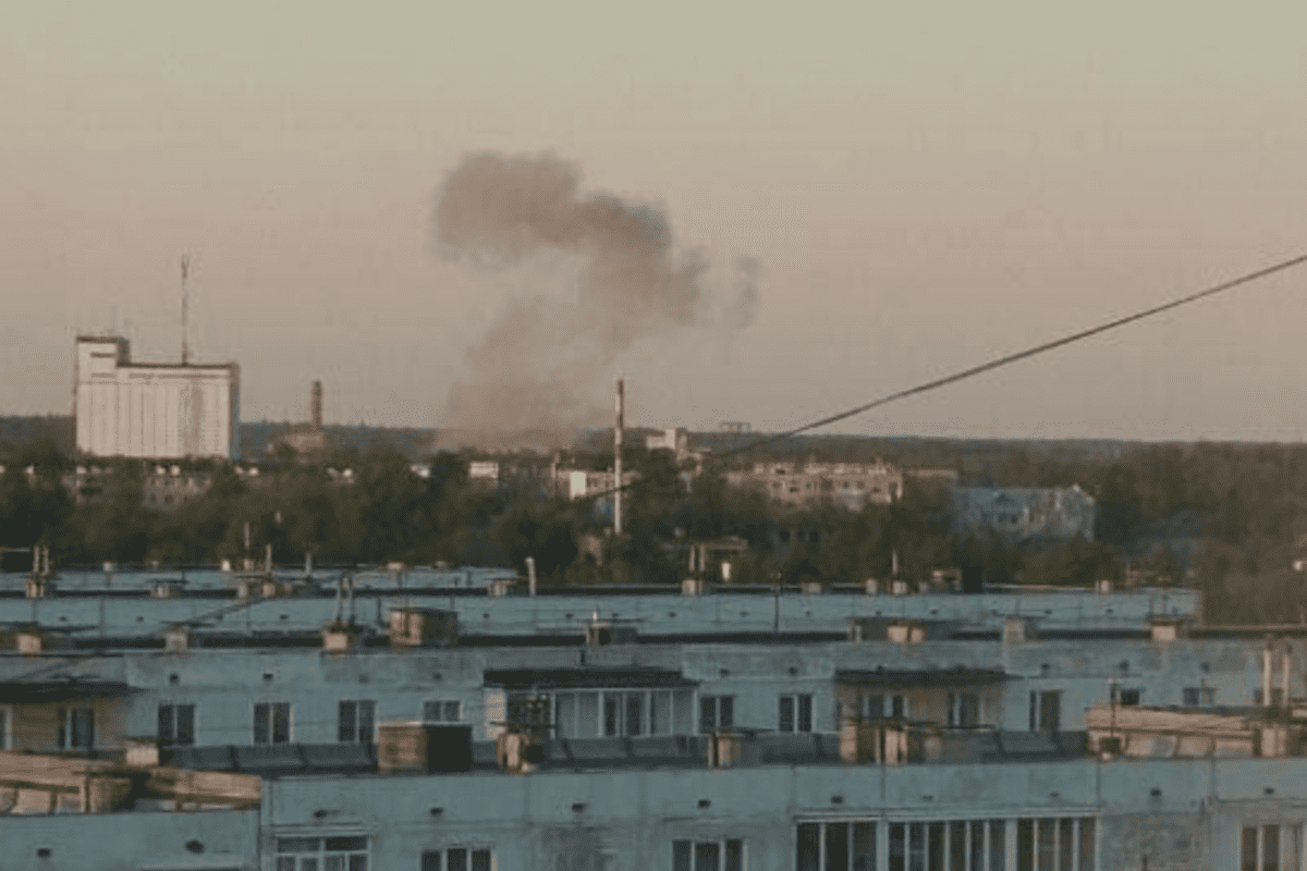 Неизвестные дроны ударили по заводам "шахедов" и ракет в рф. ВИДЕО Неизвестные дроны ударили по заводам "шахедов" и ракет в рф. ВИДЕО