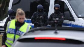 Поддержка террористов: в Германии расследуют факты перевозки товаров на ВОТ Украины/Фото: Getty Images Германия охотится на "поставщиков" Донбасса: начато расследование поддержки российских боевиков