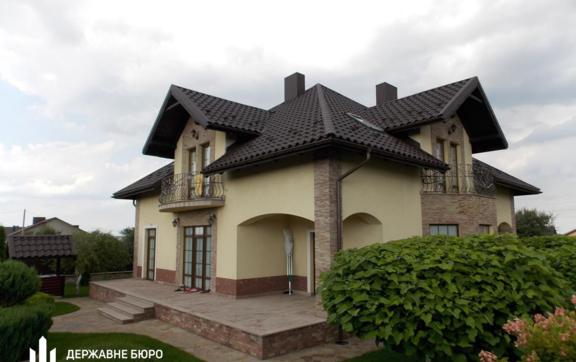 Ексначальник податкової Тернопільщини "забув" задекларувати майно родини на понад 23 млн
