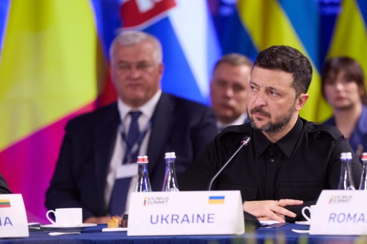 Операция СБУ доказала, что Украина может наносить чувствительные удары, и это укрепляет безопасность всей Европы. Также Европа должна готовиться к возможным действиям рф с территории рб уже этим летом
