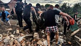 Харьковская область: из-под завалов спасены мать с ребенком/Фото: ГСЧС Харьковская область: из-под завалов спасены мать с ребенком/Фото: ГСЧС