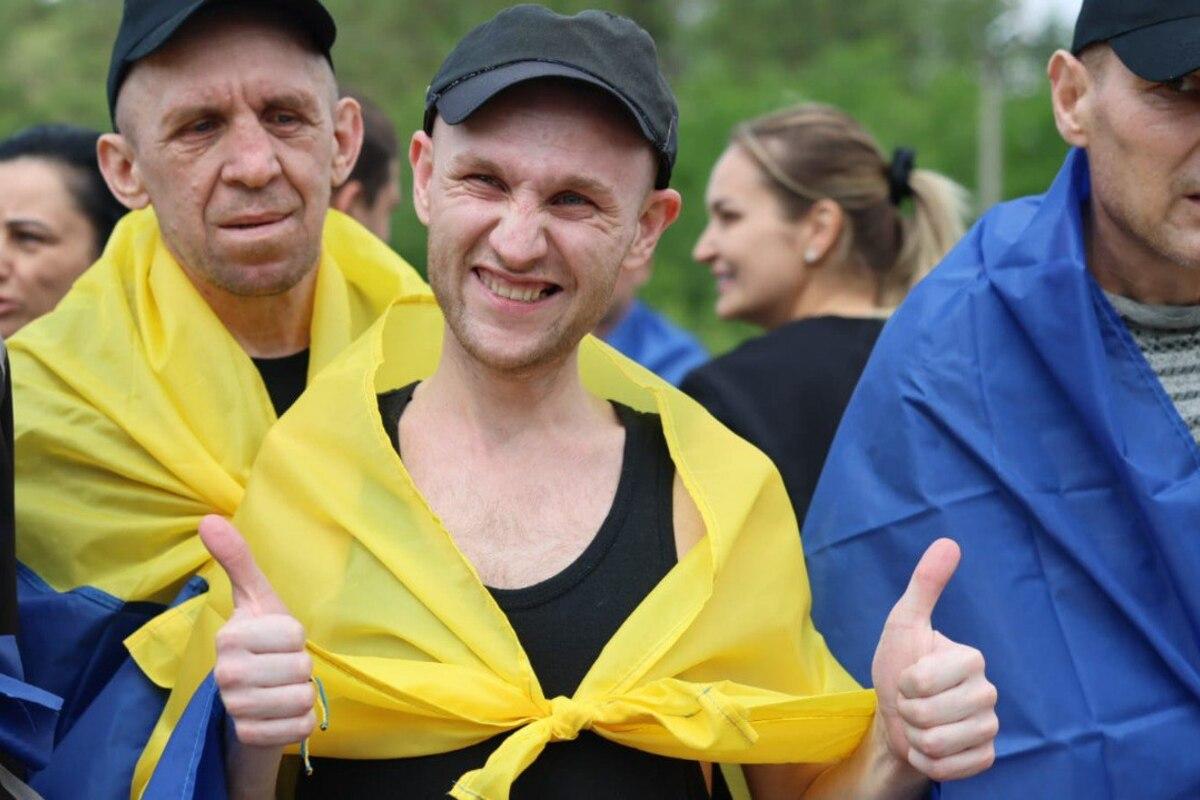Новый этап обмена пленными: домой возвращаются тяжелораненые и тяжелобольные бойцы