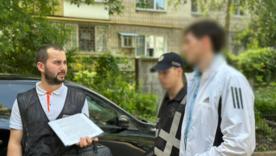 Измена в столице: 47-летний киевлянин поджег машину ВСУ по приказу спецслужб РФ / Фото: Полиция Киева Измена в столице: 47-летний киевлянин поджег машину ВСУ по приказу спецслужб РФ