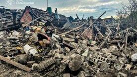Харьковская область: из-под завалов спасены мать с ребенком/Фото: ГСЧС Харьковская область: из-под завалов спасены мать с ребенком/Фото: ГСЧС