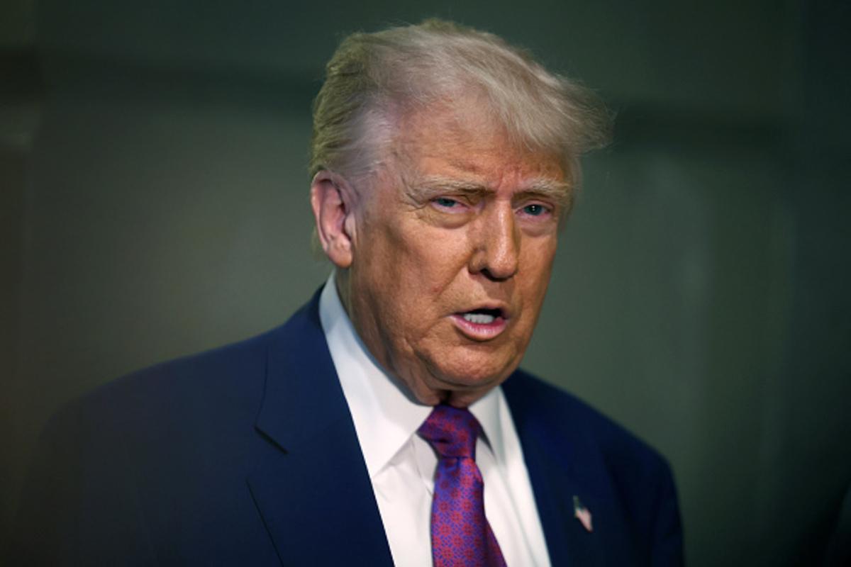 "Вони дзвонять мені": Трамп заявив про контакти з Іраном щодо ядерної програми/Фото: Getty Images "Вони дзвонять мені": Трамп заявив про контакти з Іраном щодо ядерної програми