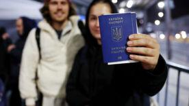 Множинне громадянство — легалізовано! Рада відкрила двері для діаспори й військових/Фото: Mario Tama/Getty Images Множинне громадянство — легалізовано! Рада відкрила двері для діаспори й військових