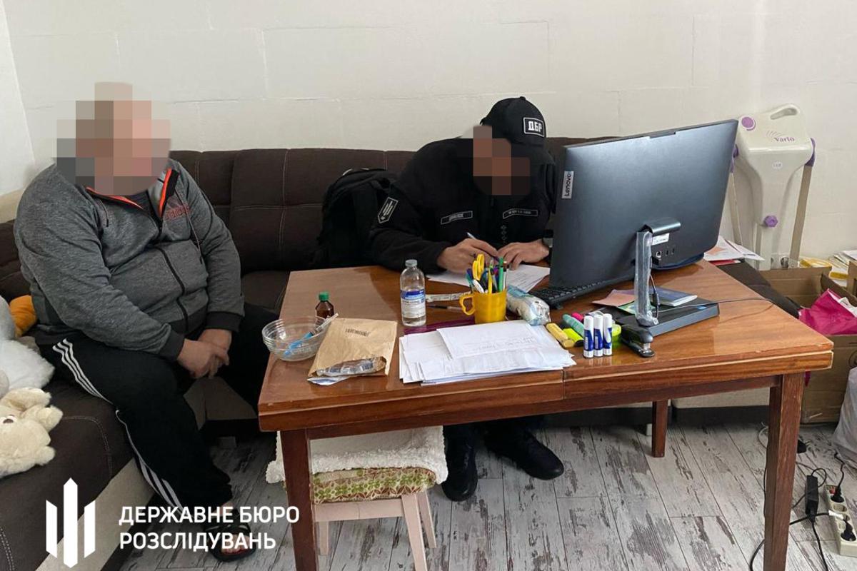 Схема на 11,5 мільйона: ДБР викрило "тиху" крадіжку зарплат військових до копійки / Фото: ДБР Схема на 11,5 мільйона: ДБР викрило "тиху" крадіжку зарплат військових до копійки