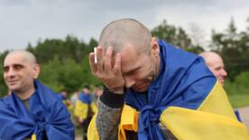 Україна зустрічає своїх: звільнені оборонці з усіх куточків фронту/Фото: Володимир Зеленський Звільнені з пекла: важкохворі захисники повертаються додому після трьох років полону