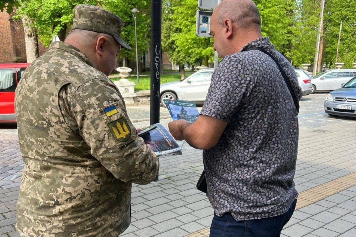 Загадочная смерть в военкомате: подробности трагедии на Львовщине/Фото: Львовский областной ТЦК и СП Смерть в Стрийском ТЦК: 50-летний мужчина умер, не дождавшись ВЛК