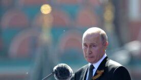 путин заявил, что готов общаться с Зеленским, но не обошлось без "но"/Фото: Sergey Guneev - Host Photo Agency via Getty Images путин заявил, что готов общаться с Зеленским, но не обошлось без "но"