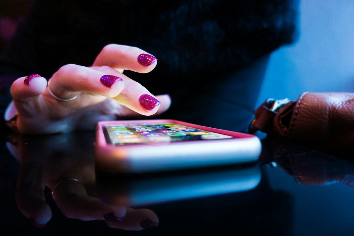 Що купити замість iPhone 16 у 2025 році