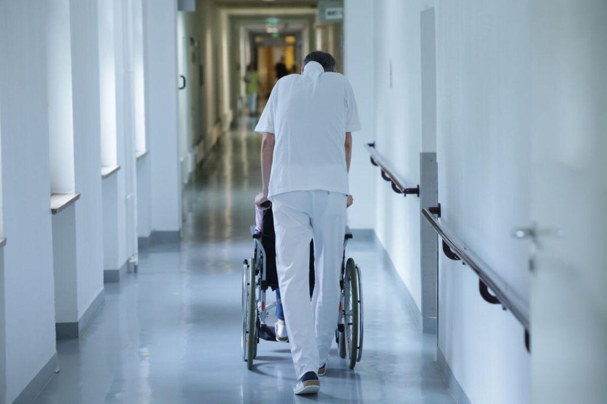 Британские депутаты проголосовали за легализацию эвтаназии/Фото: Getty Images Великобритания на пороге «права на смерть»: Парламент поддержал законопроект об эвтаназии