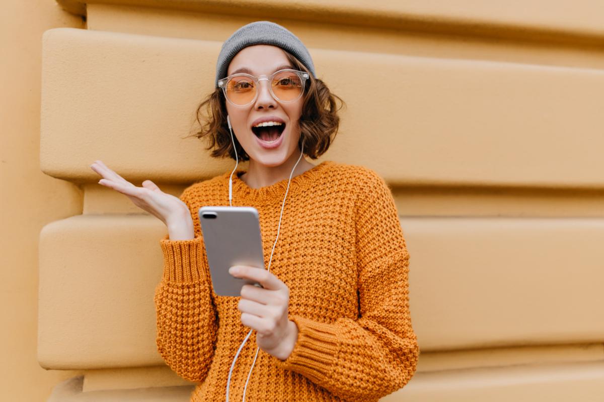 Переверните телефон: 3 неожиданных преимущества, о которых вы не знали Фото: Freepik лайфхаки для смартфона