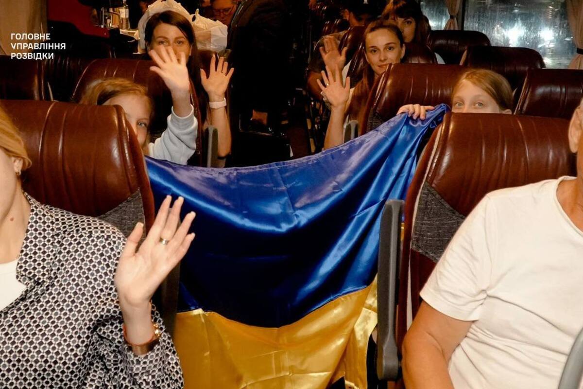 ГУР и МИД эвакуировали 176 человек из Израиля/Фото: ГУР ГУР и МИД эвакуировали 176 человек из Израиля/Фото: ГУР