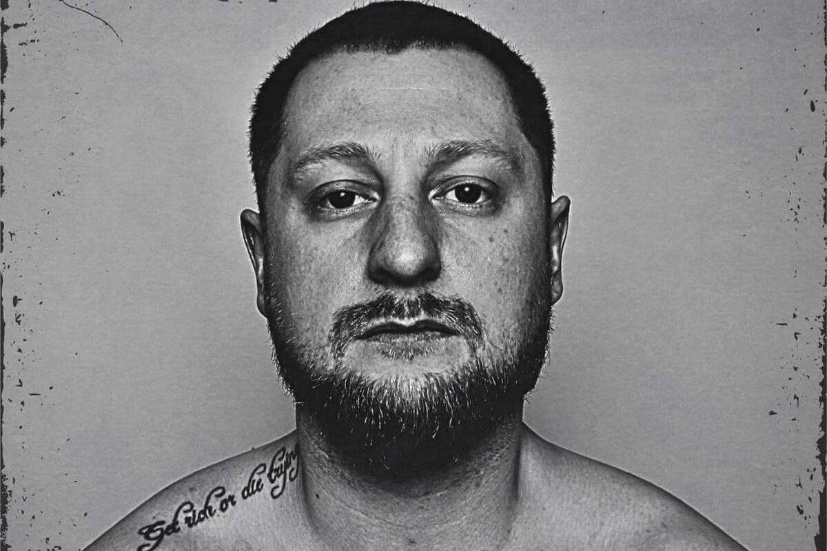 Бывший участник Kalush выпустил песню о внутренних изменениях и воспоминаниях / Фото: instagram.com/mykolavynar Бывший участник Kalush выпустил песню о внутренних изменениях и воспоминаниях