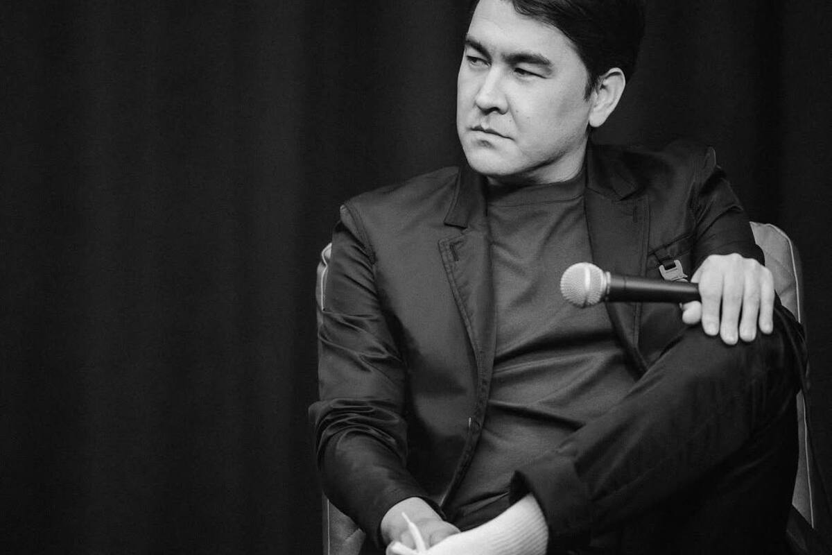 Ще один росіянин у списку загроз: до переліку внесли коміка Мусагалієва / Фото: instagram.com/azabraza1984 Ще один росіянин у списку загроз: до переліку внесли коміка Мусагалієва
