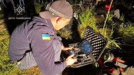 Яна знайдена! Понад 580 людей шукали зниклу дівчинку на Львівщині Яна знайдена! Понад 580 людей шукали зниклу дівчинку на Львівщині