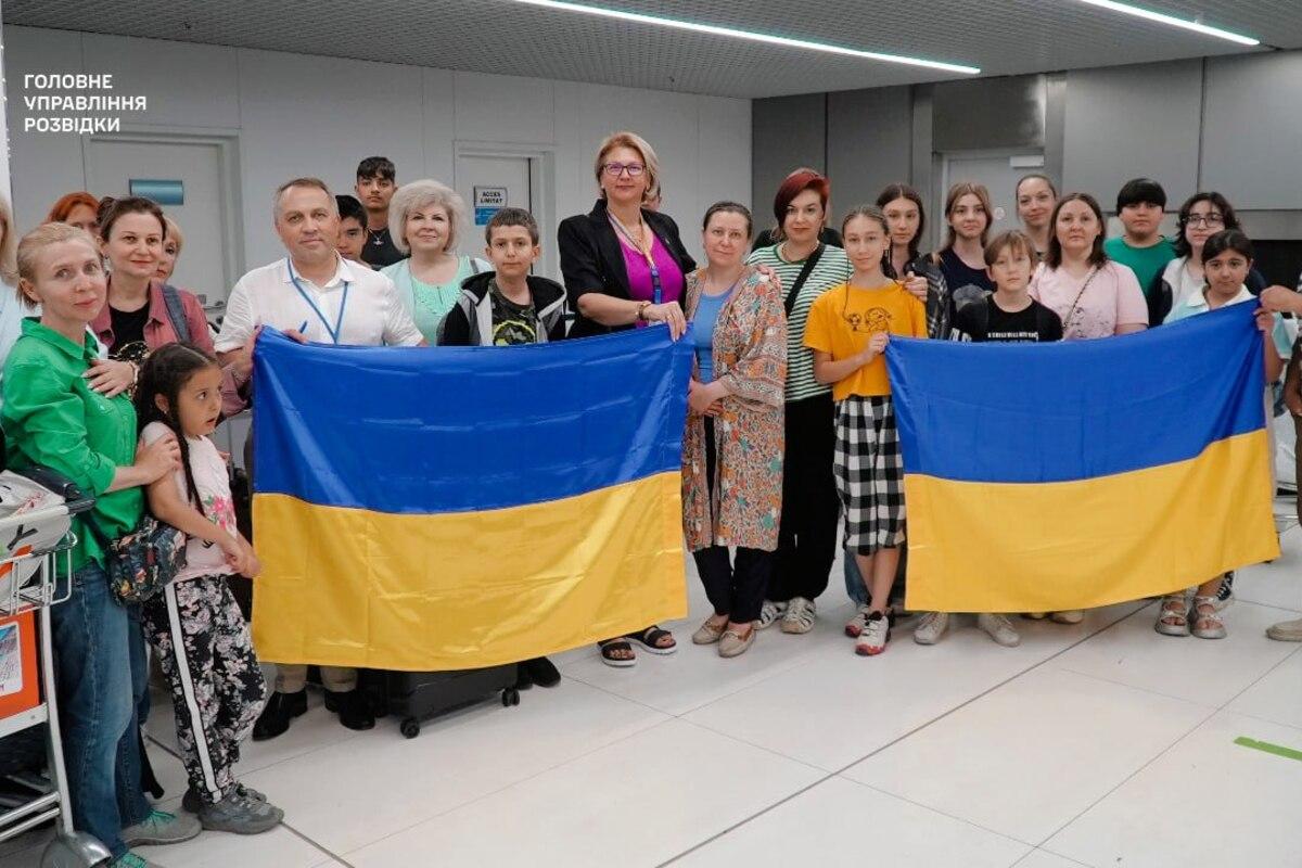 ГУР евакуювало з Ірану десятки українців/Фото: ГУР ГУР евакуювало з Ірану десятки українців