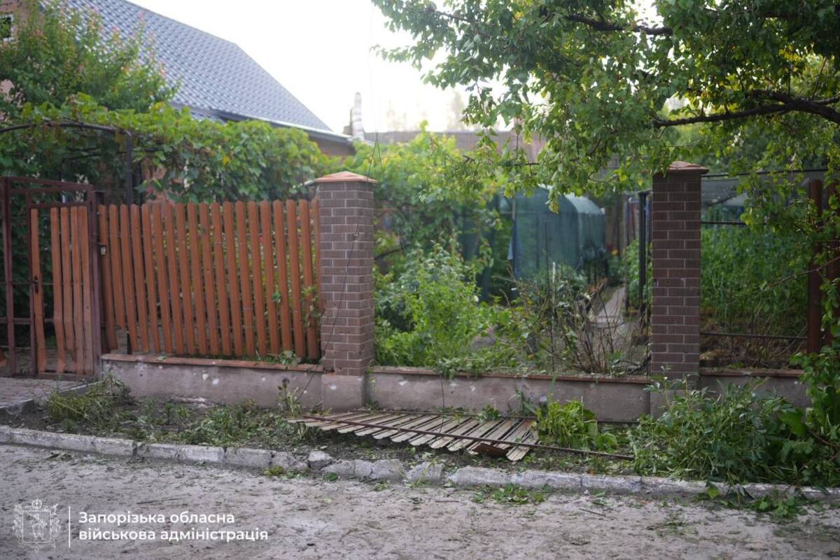 Наслідки атаки Запорізької області/Фото: Іван Федоров Наслідки атаки Запорізької області/Фото: Іван Федоров