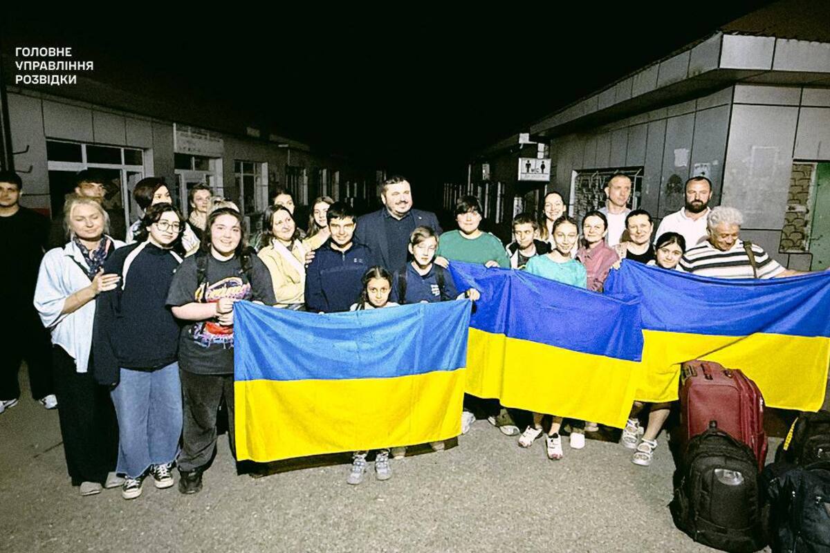 Как Украина успешно эвакуировала 31 гражданина из Ирана: детали операции / Фото: ГУР Как Украина успешно эвакуировала 31 гражданина из Ирана: детали операции / Фото: ГУР