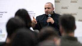 Умєров: Працюємо над обміном "всіх на всіх" і готуємо нові оборонні заводи з союзниками / Фото: Facebook Умєрова Умєров: Працюємо над обміном "всіх на всіх" і готуємо нові оборонні заводи з союзниками
