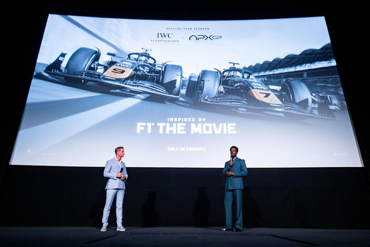 Формула успеха: "F1" с Питтом стал самым кассовым дебютом в карьере актера и Apple!